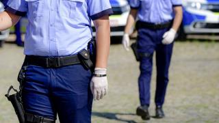 Polițiștii de pe litoral, "cu pantaloni la dungă şi pantofii plini de nisip zi de zi", reclamă sindicaliștii