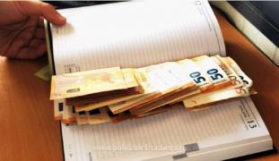 Procurorii au deschis dosar penal pentru dare de mită