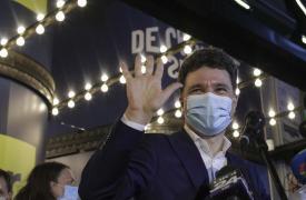 Premierul Ludovic Orban și candidatul la Primăria București Nicușor Dan