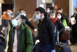 Persoanele care au făcut și a doua doză de vaccin anti-Covid scapă de carantină la sosirea în România