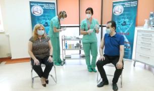 Ludovic Orban şi Anca Dragu s-au vaccinat anti-Covid. Preşedintele Camerei Deputaţilor: "Românii trebuie să aibă încredere în vaccin"