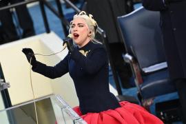 Lady Gaga a oferit o puternică şi emoţionantă interpretare a imnului SUA, la inaugurarea lui Joe Biden