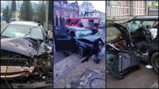 Accident grav între un Audi şi un Volkswagen, în Vatra Dornei