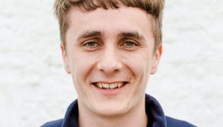 Ce a pățit un patron din Londra care le-a oferit tututor angajaților același salariu, indiferent de vechime ori calificare