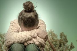 Două fete de 15 ani au fost drogate și batjocorite de zece bărbați, în parc, după ce doi dintre ei le-au dat întâlnire, în Brisbane