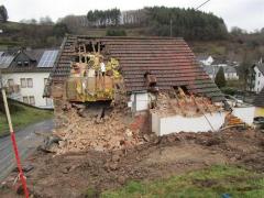 Proprietarul casei este acum anchetat de poliție