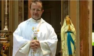 Românii l-au ameninţat pe părinte că îi vor da foc la casă