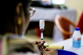 Vaccinarea reduce cu 90% riscul de a muri sau de a fi spitalizat cu Covid-19, arată rezultatele unui studiu efectuat pe 22,6 milioane de oameni