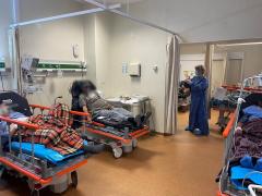 Mamă şi fiică au murit una lângă alta, în secţia UPU din Iaşi: "Întâi s-a dus fata. Cea care i-a dat viaţă nu a ştiut. Sau poate că da"