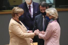 Oficialii UE şi-au luat rămas bun de la Angela Merkel, la ultimul summit la care participă