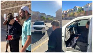 Un grup de absolvenţi de liceu din SUA l-a surprins pe îngrijitorul unităţii de învăţământ cu o maşină nouă
