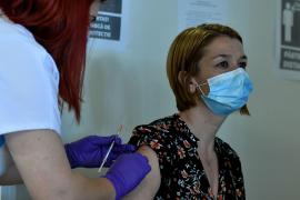 Valeriu Gheorghiţă: 70% din populație vaccinată până la sfârşitul anului, dacă se menţine trendul