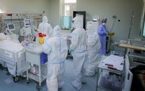 O echipă de medici militari din Germania a venit în România pentru a evalua ce pacienţi pot fi transferaţi: "Vor discuta cu Raed Arafat"