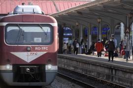Ora de iarnă 2021. Ce se întâmplă cu mersul trenurilor în noaptea de sâmbătă spre duminică