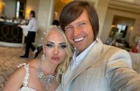 "Nu vreau să cred, dar Tatiana nu mai este. Adio, Tanya, îmi voi aminti și te voi iubi mereu”. Artistul şi prezentatorul rus Prohor Șaleapin, în doliu după ce şi-a pierdut soţia milionară