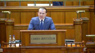 Florin Cîțu, atac furibund la adresa USR: Se poate ca liderii USR să fie mai josnici de atât? Aţi fugit ca nişte laşi. Staţi lângă extremişti