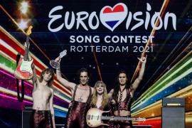Trupa italiană Maneskin a cucerit trofeul Eurovision 2021 cu piesa "Zitti e buoni", pe scena de la Rotterdam