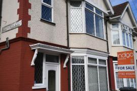 Când s-a întors de la muncă nu a mai putut intra în propria casă. Păţania unui bărbat din Marea Britanie: locuinţa i-a fost vândută în timp ce era plecat