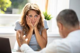 Un bărbat din Cluj a fost arestat pentru că a profitat de slăbiciunea unei femei pentru el și o trimitea la cerșit