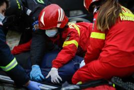 I s-a făcut rău în timp ce îşi conducea fiul mort acasă pentru înmormântare. Bărbatul a murit când a ajuns la spitalul din Lugoj