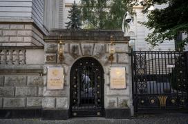 Trupul unui diplomat rus, în vârstă de 35 de ani, a fost găsit în octombrie în faţa Ambasadei Rusiei de la Berlin