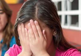 O copilă de 12 ani din Tulcea, însărcinată în luna a cincea. A abandonat școala pentru că îi este rușine