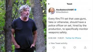 Alec Baldwin cere Hollywood-ului să angajeze pe platourile de filmare poliţişti care să folosească arme reale ori false