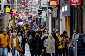 Olanda intră în lockdown de sărbători. Măsurile, înăsprite de apariţia Omicron