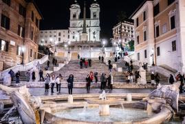 Italia se înarmează cu noi restricţii în faţa variantei Omicron. Şi cei vaccinaţi sunt în vizorul Guvernului