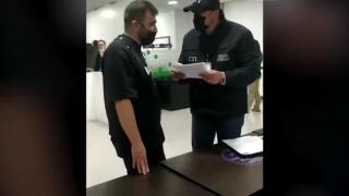 Hacker român, săltat de poliție pe aeroportul din Bogota. Tânărul mergea la iubita lui, în Spania