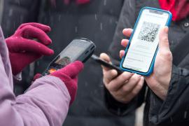 Persoanele vaccinate cu Johnson&Johnson, plus booster trebuie să genereze un nou certificat verde COVID. Modificările anunțate de STS