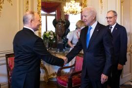Vladimir Putin vrea garanţii din partea lui Joe Biden că NATO nu se va extinde către Est