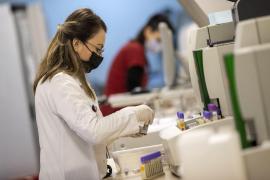 Este sau nu grupa 0 mai bine protejată împotriva Covid. Ce explicaţii au găsit specialiştii