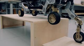 Hyundai Tiger X-1, mașina cu picioare, fără șofer