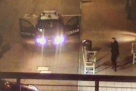 O mamă și fiica ei, atacate cu maceta de un român, în parcarea unui supermarket din Italia