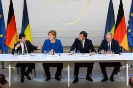 Volodimir Zelensky, Angela Merkel, Emmanuel Macron şi Vladimir Putin