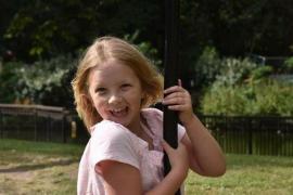 Drama unei fetițe de 8 ani ani, din Anglia, care a avut doar două simptome, înainte să piardă lupta cu o boală cumplită