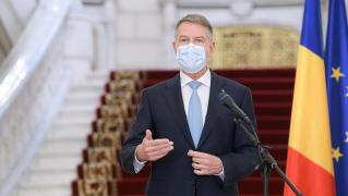 Klaus Iohannis a promulgat tăierea pensiilor speciale pentru parlamentari