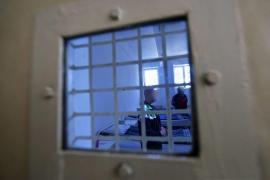 Nemţean trimis 270 de zile după gratii, pentru un pachet de cafea de 16 lei