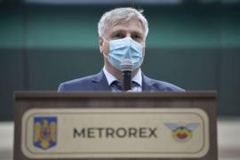 Directorul general al Metrorex, Gabriel Mocanu, sustine o declaratie de presa la finalul inaugurarii magistralei de metrou M5 - Drumul Taberei, la statia de metrou Eroilor din Capitala