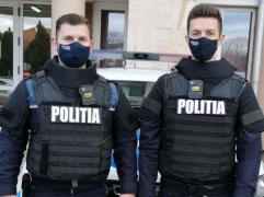 Doi poliţişti din judeţul Alba, eroi pentru un bărbat care a vrut să se sinucidă: "Vă mulțumesc că m-ați salvat! Nu știu ce am putut să fac!"