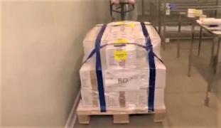 Dozele de vaccin AstraZeneca au plecat spre centrele regionale din țară