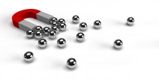 Un copil de 12 ani din Marea Britanie a înghiţit 54 de magneţi. A vrut să vadă dacă devine magnetic