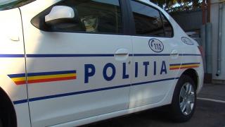 Zece maşini făcute praf la Constanţa de un sucevean beat, cu o alcoolemie de peste 2 la mie. Bărbatul, reţinut de poliţişti