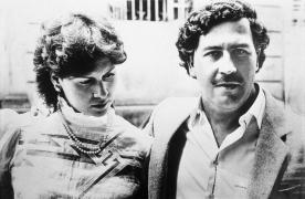 Pablo Escobar și soția sa Maria Victoria, fotografiați în 1983