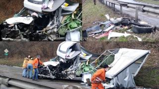 Poza cu maşinile lovite în apropiere de Sighişoara