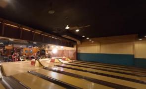 Realizatorul clipului a vrut să atragă atenţia asupra micilor afaceri locale