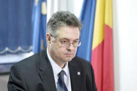 Dr. Gindrovel Dumitra