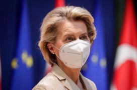 Ursula von der Leyen susţine că Uniunea Europeană nu se află în poziţia de a dona vaccinuri ţărilor mai sărace în acest moment