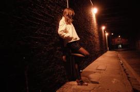 Prostituată româncă a murit cu zile în Franța, după ce a fost înjunghiată de un client. Criminalul, în fața instanței la aproape trei ani de la faptă